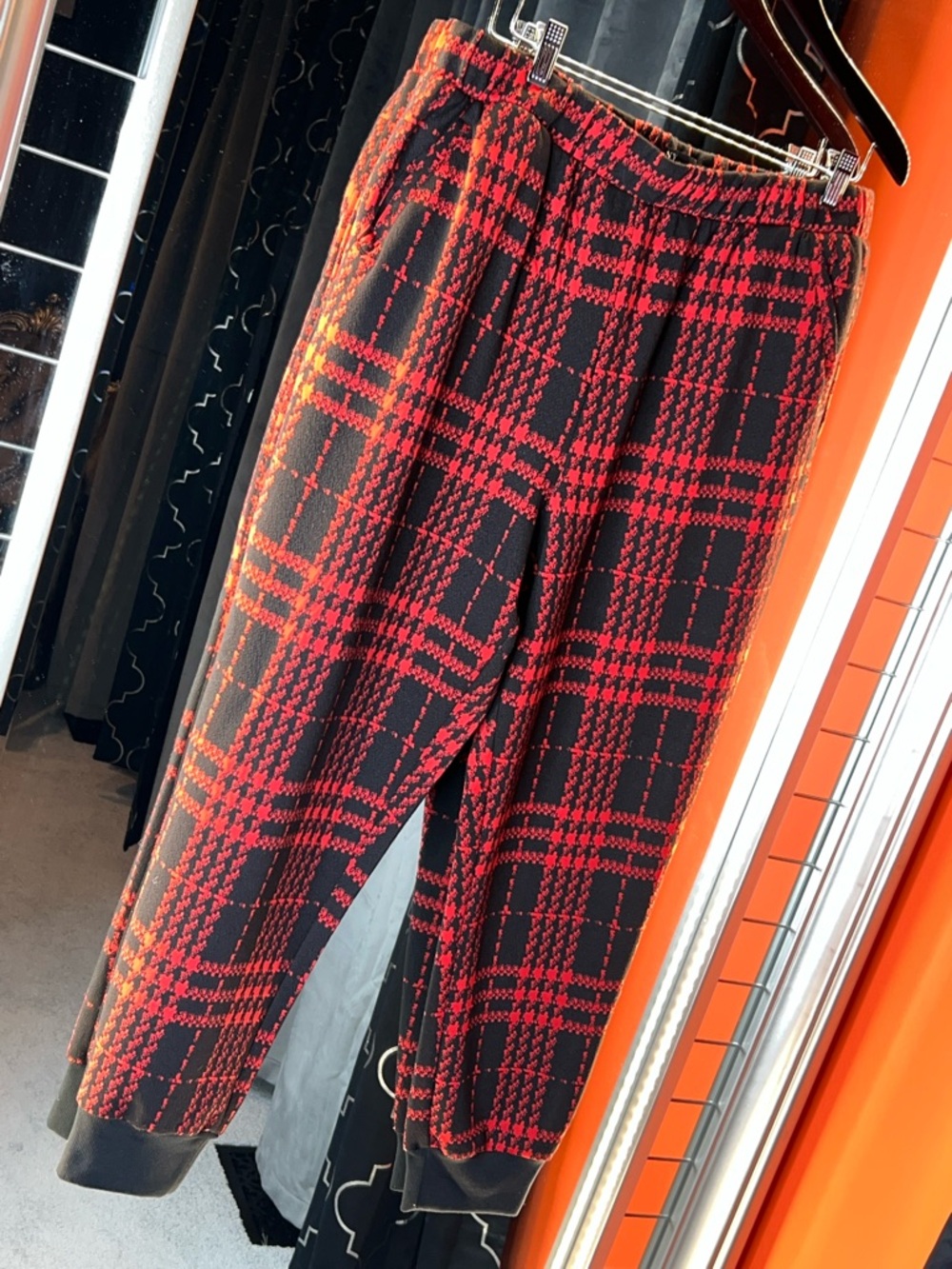 Crimson Tartan Edge High-Rise Relaxed Joggers 🖤❤️🔥